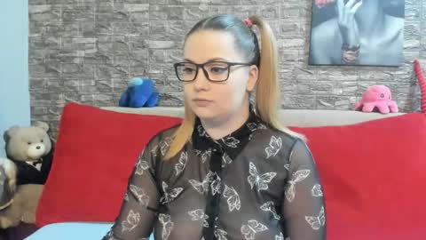 Snapshot of kalindahot chatting on May 2, 2026, 6:02 pm kalindahot online show from May 2, 2026, 6:02 pm