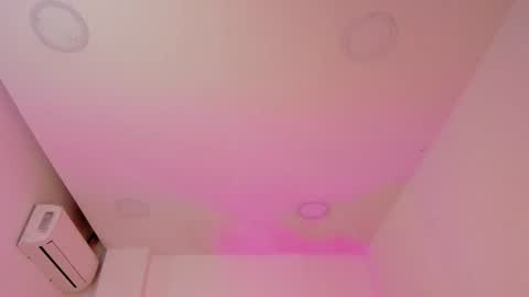 Snapshot of kaliopeh chatting on August 7, 2026, 12:29 pm Carolina online show from August 7, 2026, 12:29 pm