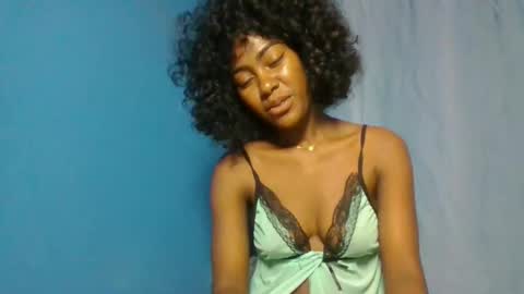 kalo Marie2026 online show from February 12, 2026, 8:04 pm