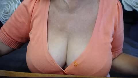 KamaliaSim online show from September 22, 2025, 6:26 am