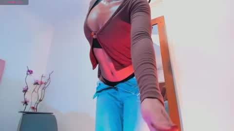 Snapshot of kamila_arias chatting on June 30, 2026, 1:12 pm online show from June 30, 2026, 1:12 pm