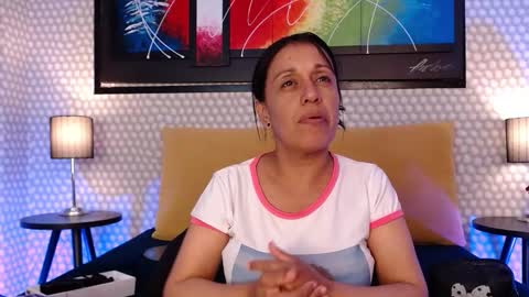 Kami online show from March 12, 2026, 8:59 pm