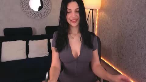 Snapshot of kamilajuicy chatting on January 31, 2026, 11:14 pm KamilaJuicy online show from January 31, 2026, 11:14 pm