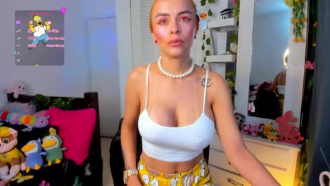 Snapshot of kandygirl_023 chatting on April 19, 2026, 12:48 pm hello Im Danni online show from April 19, 2026, 12:48 pm