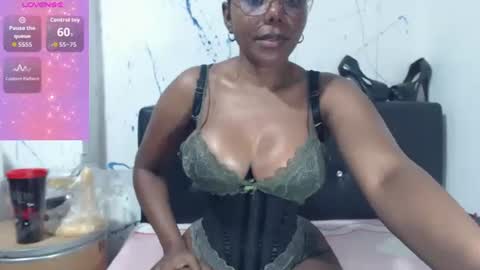 Snapshot of kandysexy chatting on April 11, 2026, 8:02 pm Paola online show from April 11, 2026, 8:02 pm