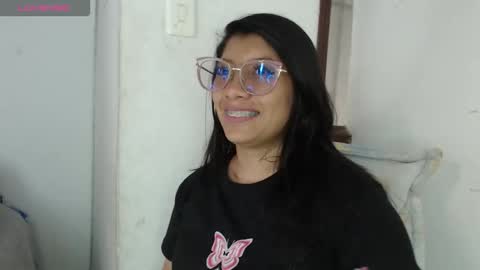 Snapshot of kanroji_mitsuri_11 chatting on September 24, 2025, 7:50 pm Sanctuary online show from September 24, 2025, 7:50 pm