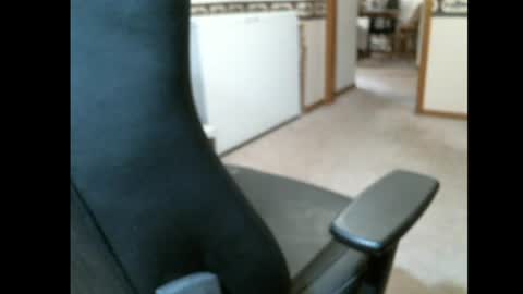 Snapshot of kansascam chatting on July 28, 2026, 1:32 pm KC Cam online show from July 28, 2026, 1:32 pm