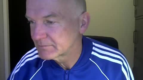 Snapshot of kapitein_rob chatting on April 13, 2026, 4:40 am Robbie online show from April 13, 2026, 4:40 am