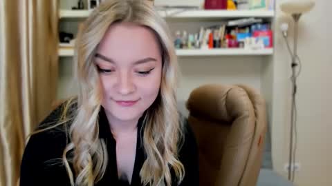 Kara. Off from 15th till 24th of December online show from October 11, 2025, 9:24 pm