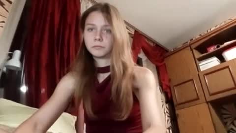 Snapshot of karaescorcia chatting on November 27, 2025, 3:47 pm Ria online show from November 27, 2025, 3:47 pm