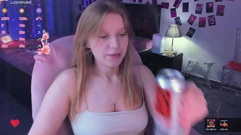 Snapshot of karambamoon chatting on May 31, 2026, 8:43 pm Lera online show from May 31, 2026, 8:43 pm