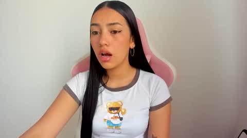 Snapshot of karely_sweet_ chatting on June 8, 2026, 1:55 pm karely_sweet_ online show from June 8, 2026, 1:55 pm