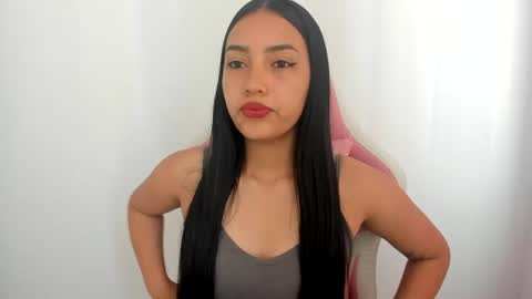 Snapshot of karely_sweet_ chatting on June 15, 2026, 2:19 pm karely_sweet_ online show from June 15, 2026, 2:19 pm