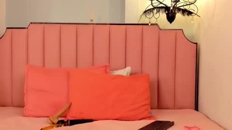 Karen online show from February 10, 2026, 11:03 am