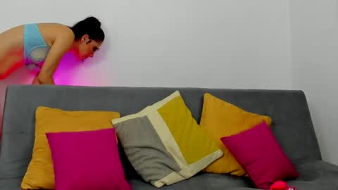 Karen online show from March 27, 2026, 12:05 pm