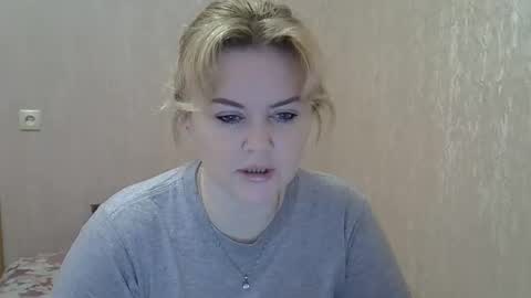 karennelsonx online show from January 23, 2025, 8:25 am