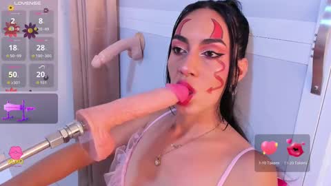 Karina xoxo online show from October 22, 2025, 9:31 am
