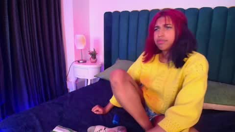 Karina online show from March 8, 2025, 9:39 am