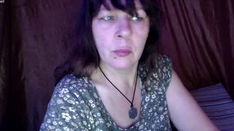 Snapshot of karina_ren chatting on October 21, 2025, 5:08 am Karina online show from October 21, 2025, 5:08 am
