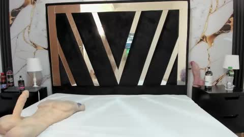 KarinaSimonz online show from March 1, 2026, 8:00 pm