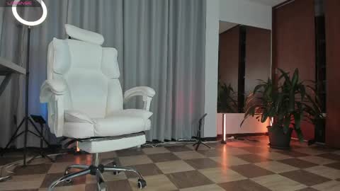 Karin online show from April 7, 2026, 5:46 pm