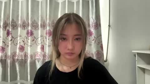 Snapshot of karissagius chatting on August 3, 2026, 8:13 am karissagius online show from August 3, 2026, 8:13 am