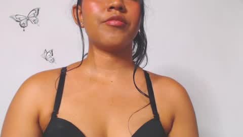 Snapshot of karla_boobs23 chatting on July 1, 2026, 8:52 pm karla online show from July 1, 2026, 8:52 pm