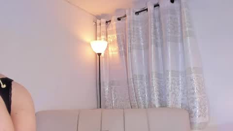 Snapshot of karla_hill_28 chatting on April 23, 2026, 3:41 am Karlita online show from April 23, 2026, 3:41 am