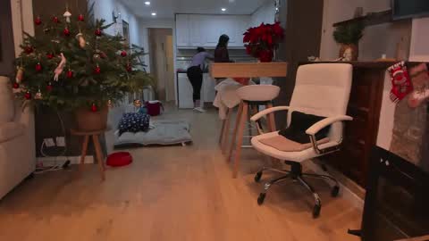 Carla Connor online show from December 14, 2024, 5:25 pm