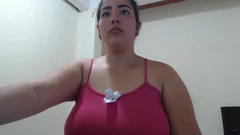 Snapshot of karla_lov2 chatting on November 27, 2025, 1:24 pm karla_lov2 online show from November 27, 2025, 1:24 pm