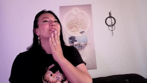 Snapshot of karla_valk1 chatting on November 5, 2025, 3:56 pm karla online show from November 5, 2025, 3:56 pm