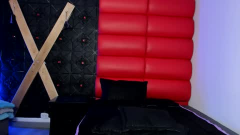 karlaslutskinny__ online show from March 26, 2026, 10:26 pm