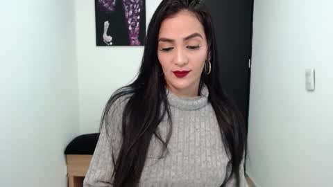 Karlis online show from November 3, 2025, 11:37 pm