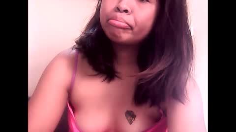 Snapshot of karmellah chatting on April 13, 2026, 4:18 am Karmellah online show from April 13, 2026, 4:18 am