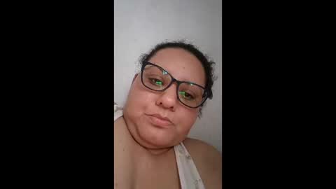 Snapshot of karol103900 chatting on April 26, 2026, 10:18 pm Karol online show from April 26, 2026, 10:18 pm