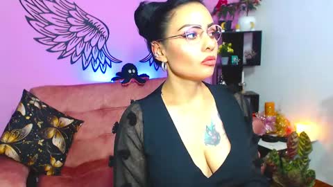 Karol Kenedy online show from January 25, 2025, 6:12 am