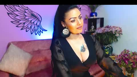 Karol Kenedy online show from October 5, 2025, 5:39 am