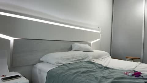 Karol online show from October 5, 2025, 4:49 pm