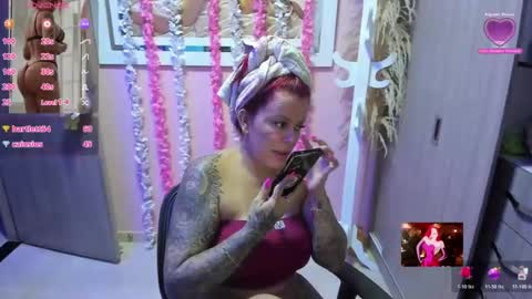 kAROL MILF   online show from July 18, 2026, 10:57 pm