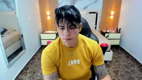 Karol and Luna online show from May 16, 2026, 7:23 pm