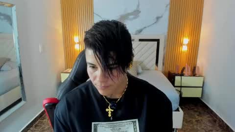 Snapshot of karolandluna chatting on June 2, 2026, 7:27 pm Karol and Luna online show from June 2, 2026, 7:27 pm