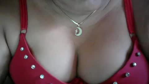 Snapshot of karolbb chatting on March 1, 2025, 10:21 pm karolbb online show from March 1, 2025, 10:21 pm