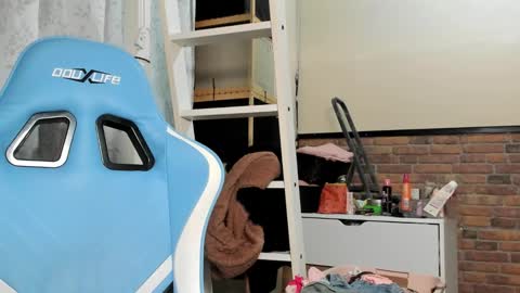 karoline121 online show from September 10, 2025, 6:52 pm