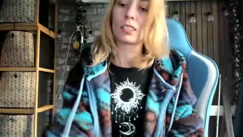 karoline121 online show from September 27, 2025, 4:01 pm