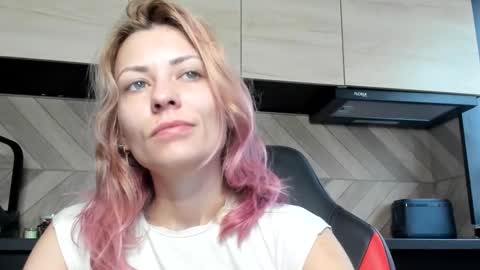 karoline121 online show from November 29, 2025, 8:39 am