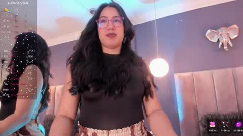 Snapshot of karoline21_ chatting on September 29, 2025, 12:32 pm Karoline online show from September 29, 2025, 12:32 pm