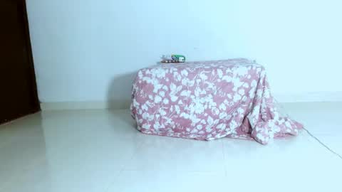 karol online show from April 19, 2026, 6:32 pm