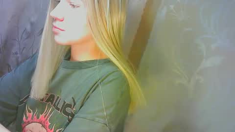 Caroline Fox online show from September 11, 2025, 10:15 am