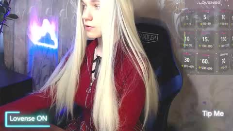 Snapshot of karolynafox chatting on March 21, 2026, 9:03 am Caroline Fox online show from March 21, 2026, 9:03 am