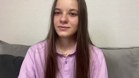 Lia online show from May 21, 2026, 4:03 pm